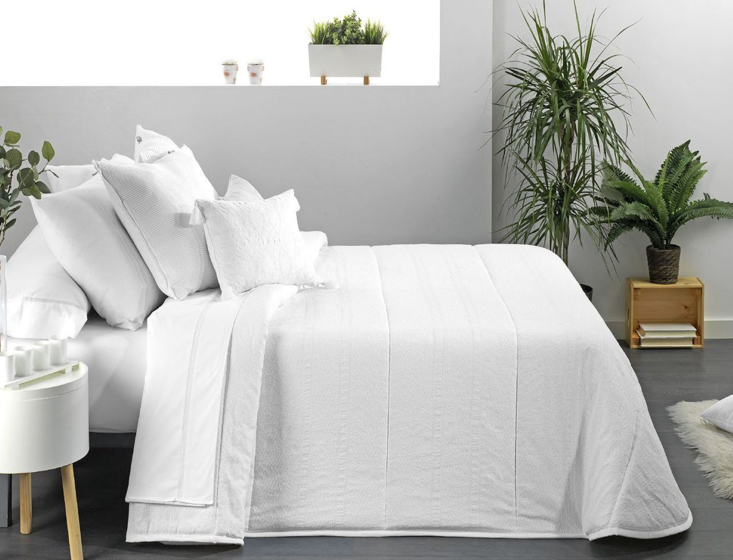 Cañete Confortino con puntillas Roli color Blanco