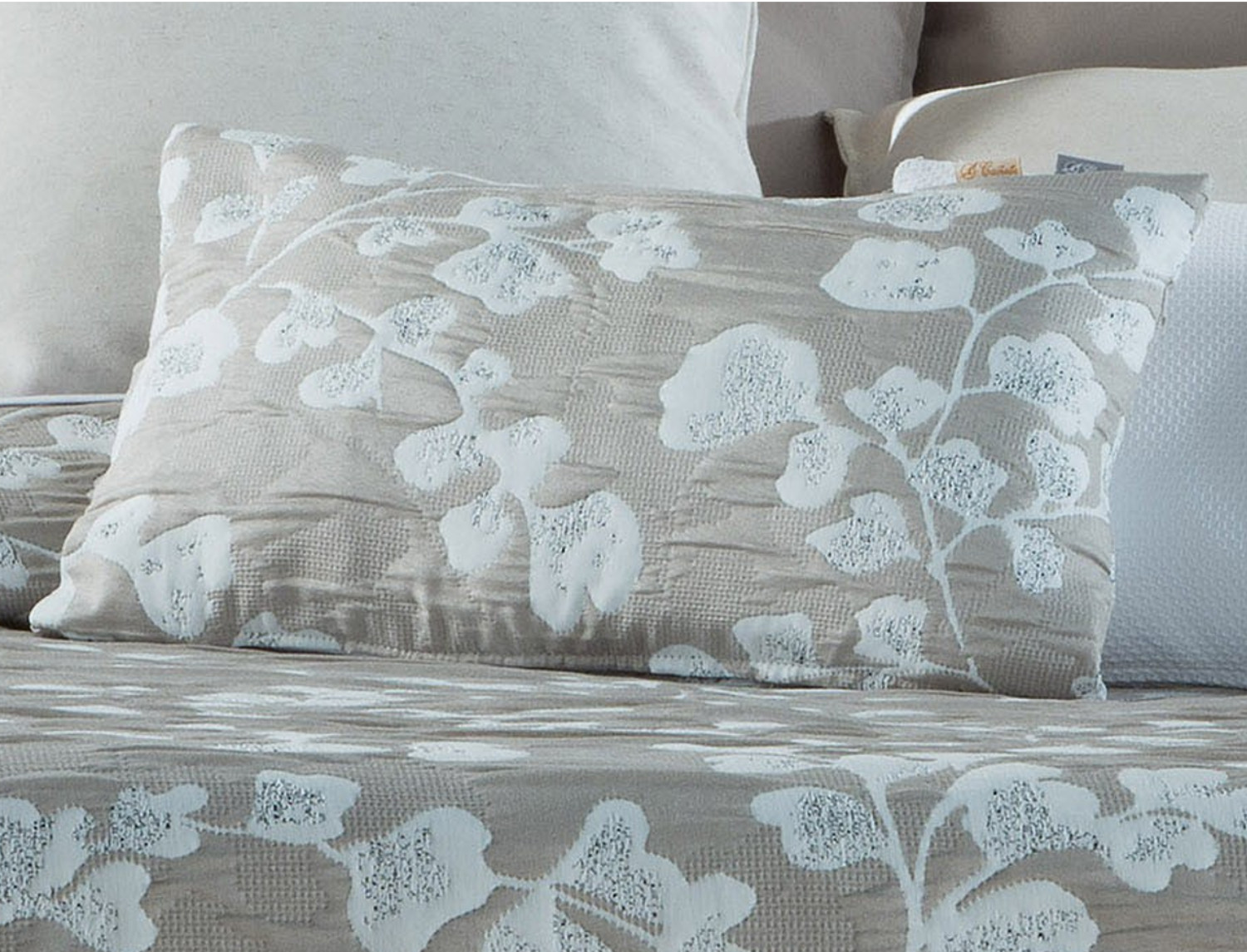 Cañete Cojín con relleno Lemas