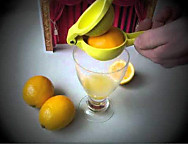 Exprimidor de limones Lemon