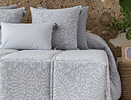 Edredón Conforter Pique Manises color Beige, Blanco o Gris